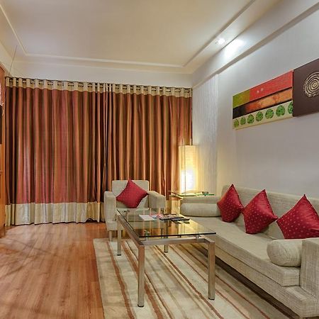 Quality Hotel D V Manor Vijayawada Bagian luar foto
