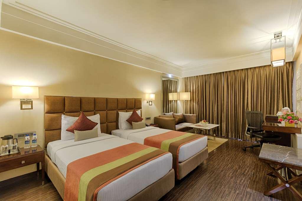 Quality Hotel D V Manor Vijayawada Ruang foto