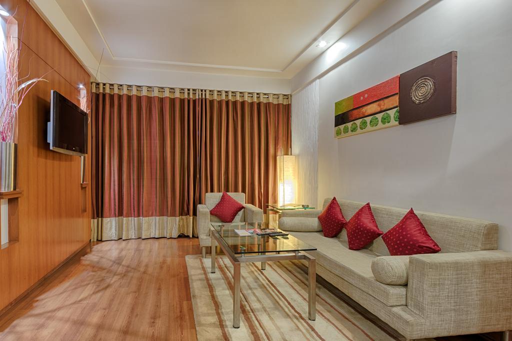 Quality Hotel D V Manor Vijayawada Bagian luar foto