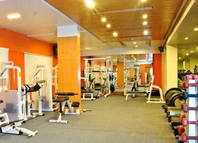 Quality Hotel D V Manor Vijayawada Bagian luar foto