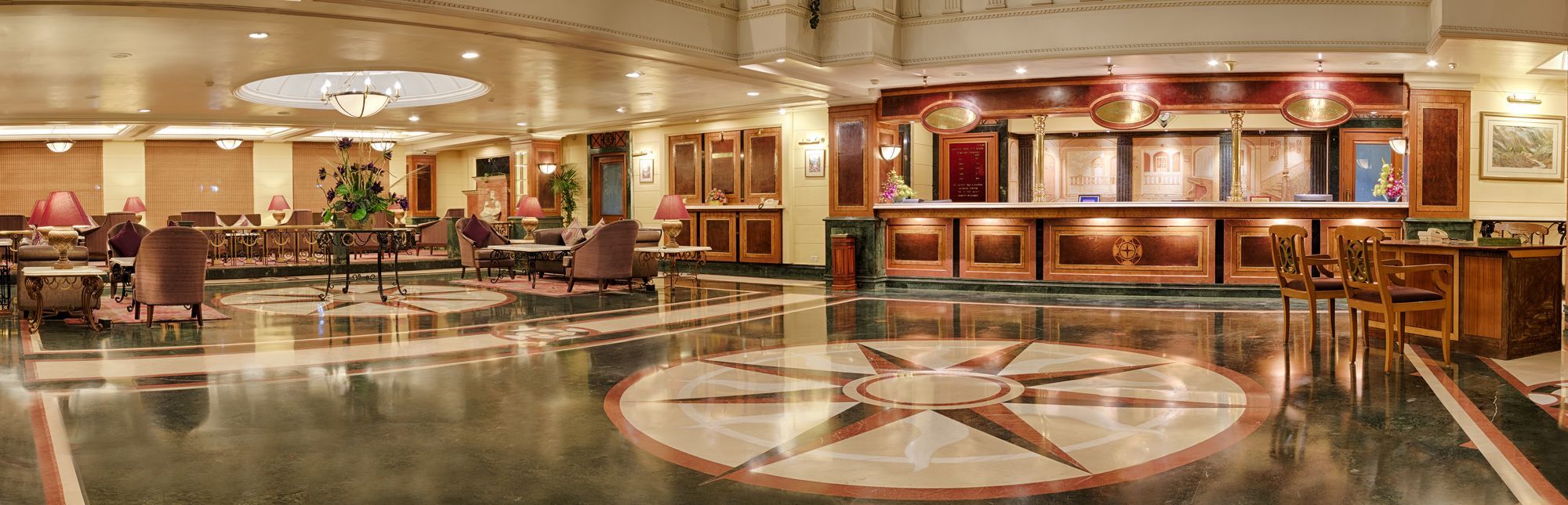 Quality Hotel D V Manor Vijayawada Bagian luar foto